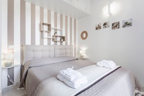 2 quartos, ferros/tábuas de passar roupa, Wi-Fi de cortesia