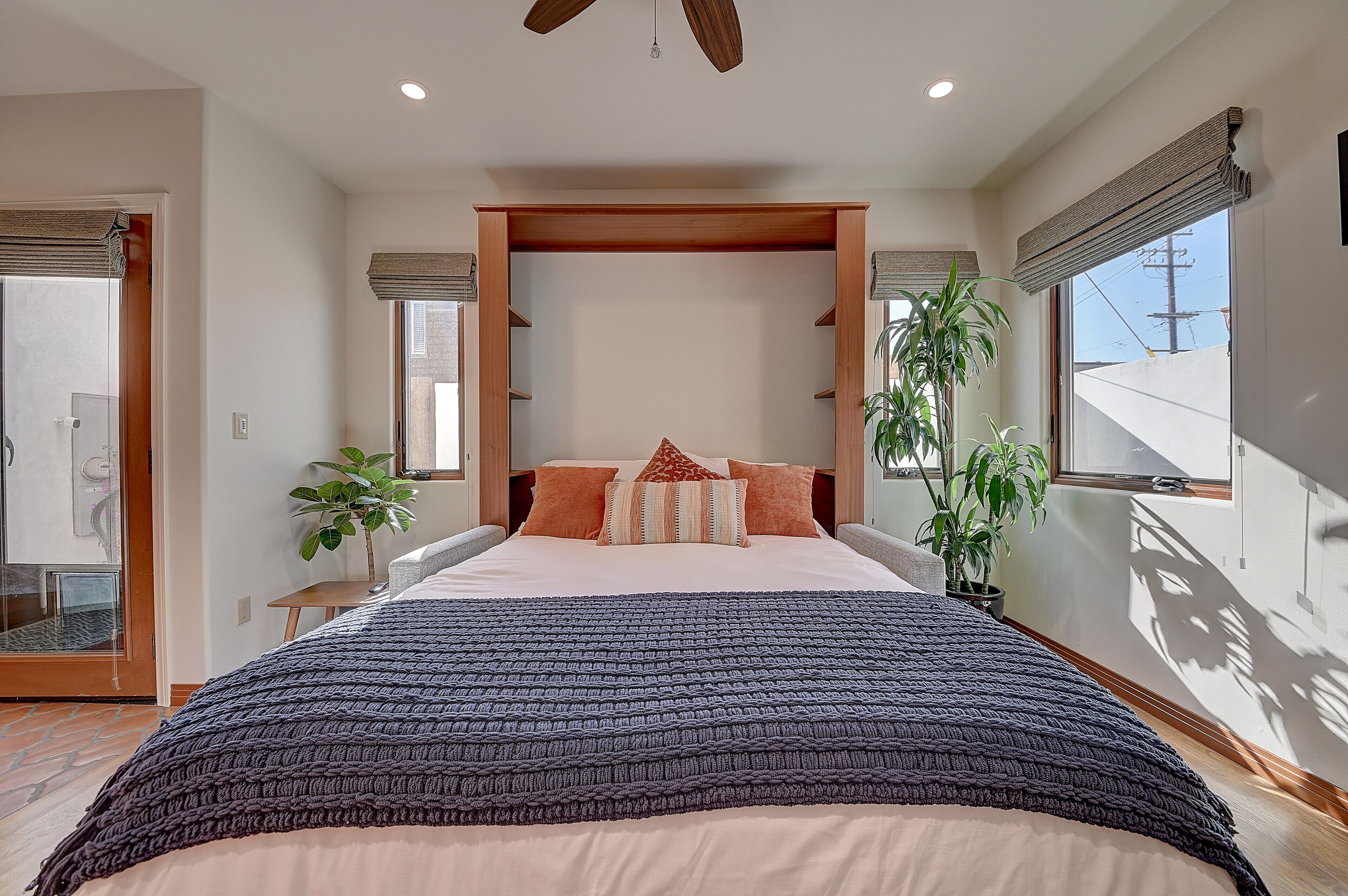 1 dormitorio, tabla de planchar con plancha, wifi gratis y ropa de cama