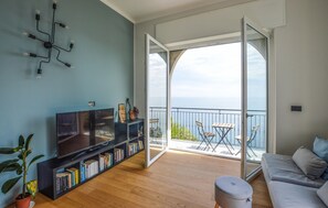 Smart TV - 2 bedroom lovely apartment in Genova (Genova)