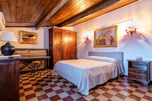 1 makuuhuone, ilmainen Wi-Fi, vuodevaatteet