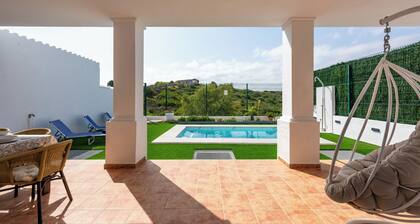 Casa de vacaciones 'Florida Home' con vistas al mar, piscina privada y terraza privada