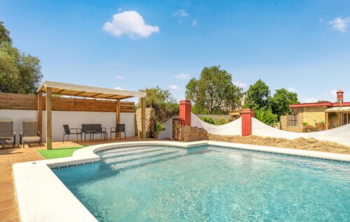 2 bedroom stunning home in Chiclana de la Fronter
