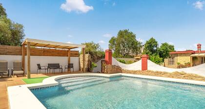 2 bedroom stunning home in Chiclana de la Fronter