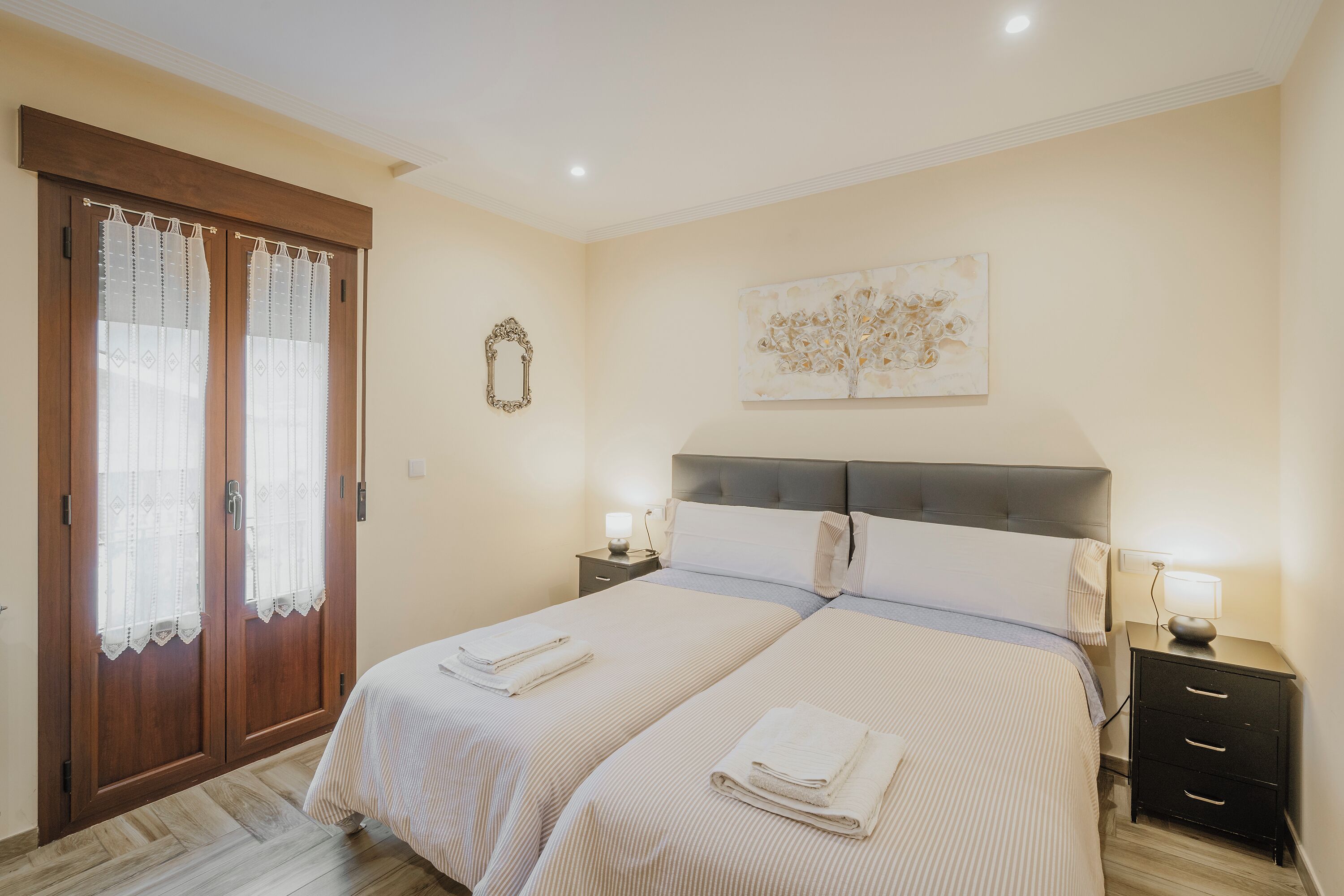 5 habitaciones, wifi gratis y ropa de cama 