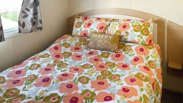 3 bedrooms, free WiFi, bed sheets