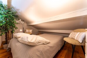 2 chambres, fer et planche à repasser, Wi-Fi gratuit, draps fournis
