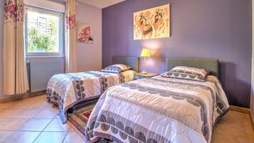 2 chambres, fer et planche Ă repasser, Wi-Fi gratuit