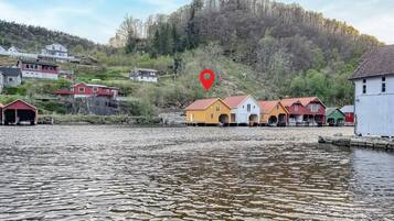 المنشأة من الخارج