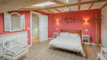 6 dormitorios, tabla de planchar con plancha, wifi gratis y ropa de cama