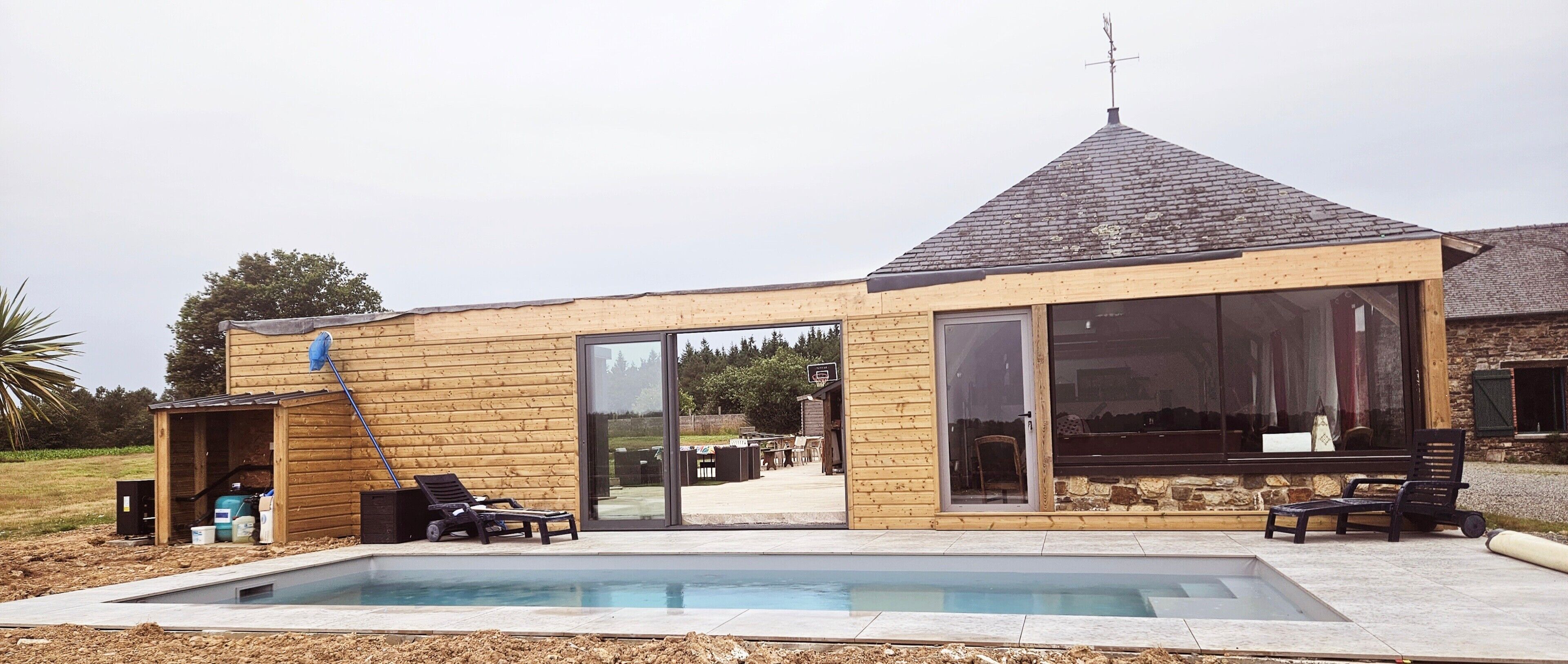 Inomhuspool och uppvärmd pool