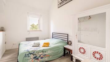 3 dormitorios, wifi gratis, ropa de cama