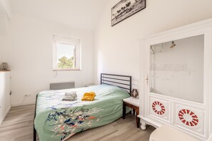 3 makuuhuonetta, ilmainen Wi-Fi, vuodevaatteet