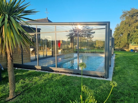 Indoor pool, a heated pool. Holiday Home 'Gîte Le Jardin D'Eden' with Shared Pool, Private Terrace and Wi-Fi