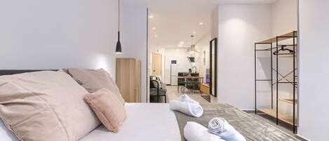 1 bedroom, WiFi, bed sheets