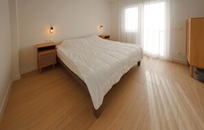 2 habitaciones, cuna de viaje y wifi gratis 