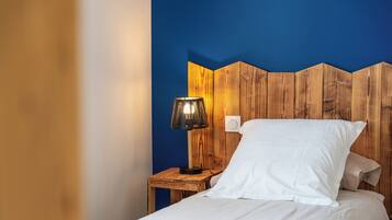 4 slaapkamers, een strijkplank/strijkijzer, wifi