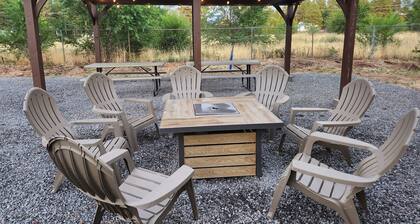 Family Friendly, Air Hockey, Sleeps 14, Fire Pit