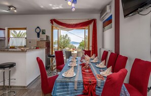 Dining - Stunning apartment in Crikvenica (Crikvenica)