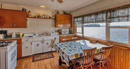 Cabin #1 on the Lake - 3-Beds - Open for Hunting/Rifle Season - Dock Access