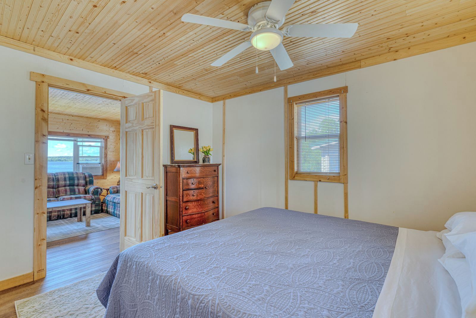 2 chambres, accès au Wi-Fi (inclus), literie fournie