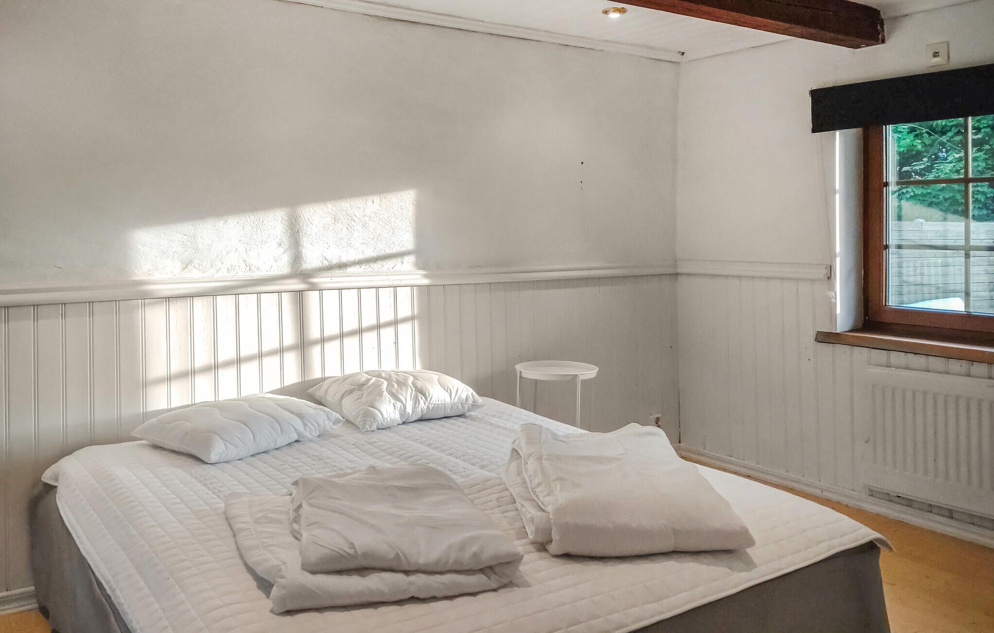 4 bedrooms, travel cot, free WiFi