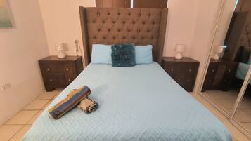 1 bedroom, in-room safe, iron/ironing board, free WiFi