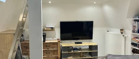 TV