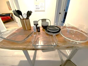 Interior - Bright, Clean, Modern 2BR Luxury Apt UNCW-Beach (Wilmington)