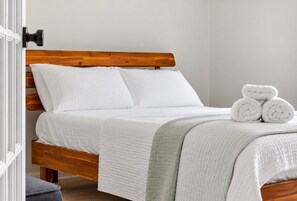 Room - Top-Rated ILM Oasis: Spacious, Pet-Friendly, Pool! (Wilmington)