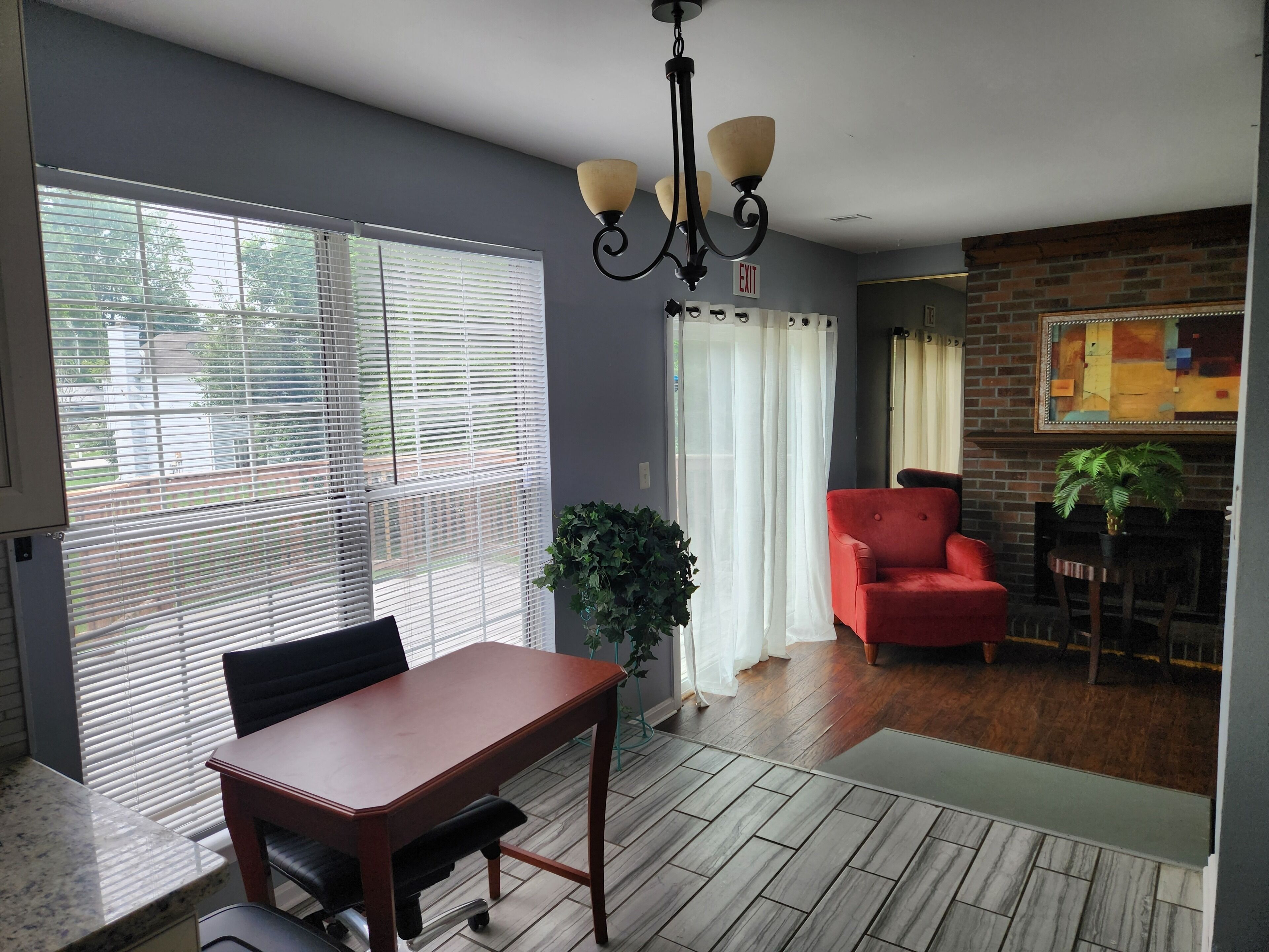 Entire Cozy House close to  MGM, DC, Virginia