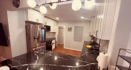 River-front Cottage house - Salmon Fishing at front door & All other attractions