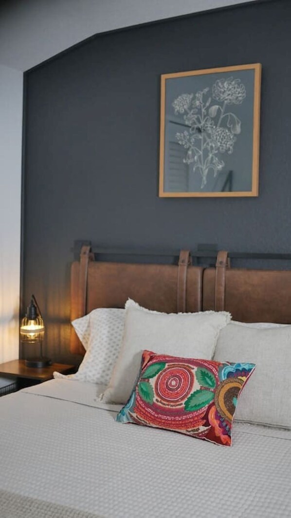 Bügeleisen/Bügelbrett, WLAN, Bettwäsche