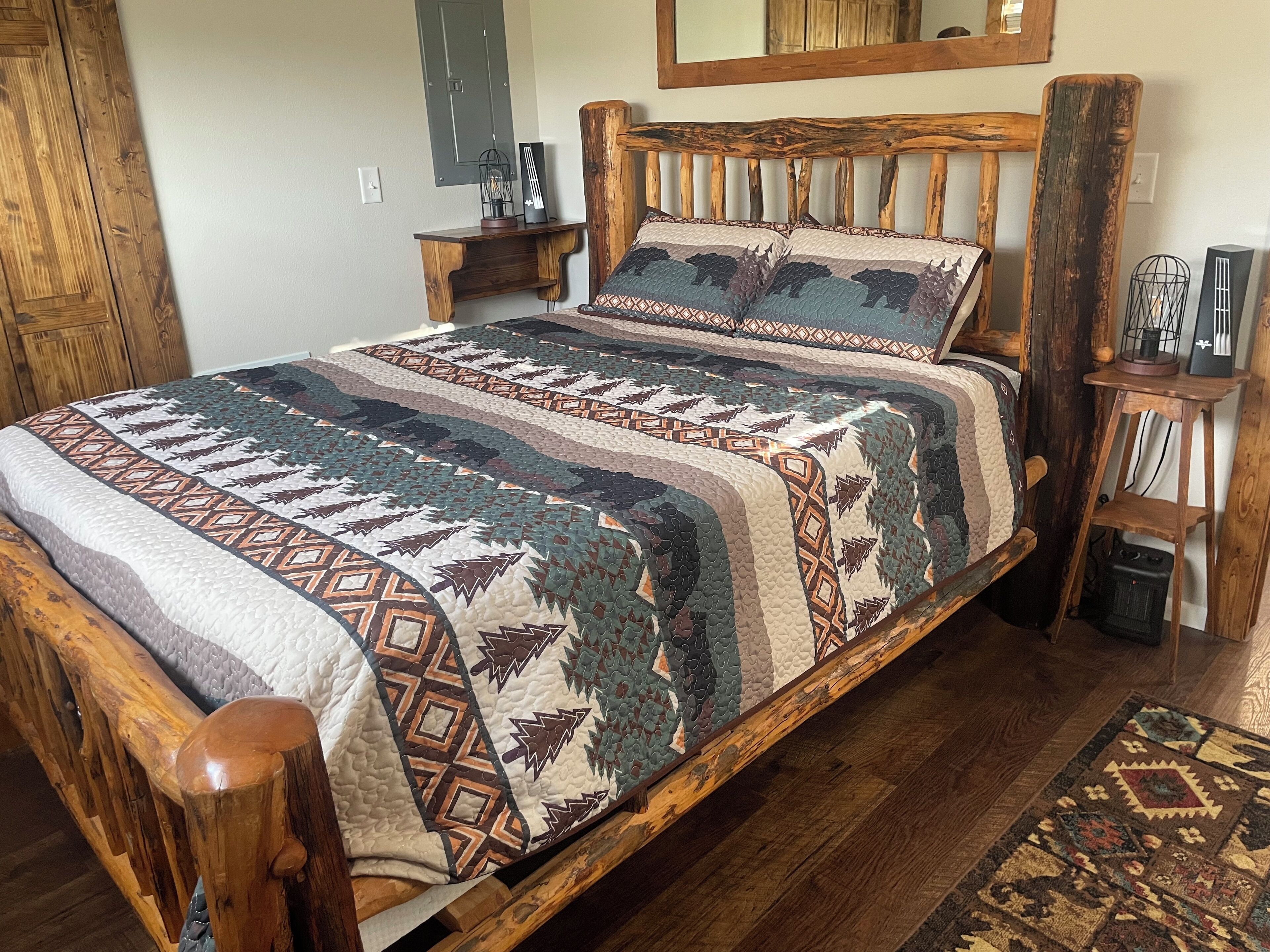 2 chambres, fer et planche à repasser, Wi-Fi gratuit, draps fournis