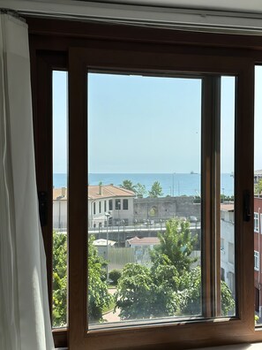 Deluxe Apartment, Kitchen, Sea View | View from room - Apart La Mia (Istanbul)