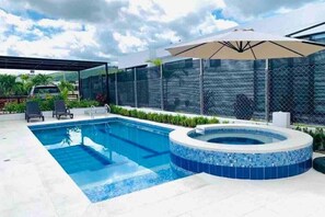 Piscina externa