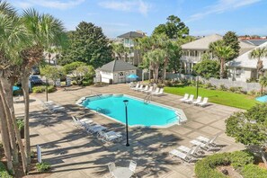 Pool - Pet & Family Friendly, Walk or Tram 2 Private Beach Access Pavilion, Pools, Tennis - Emerald Shores (Miramar Beach)