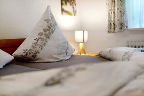 2 habitaciones, wifi gratis y ropa de cama 