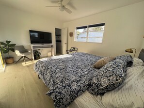 3 bedrooms, iron/ironing board, travel cot, free WiFi