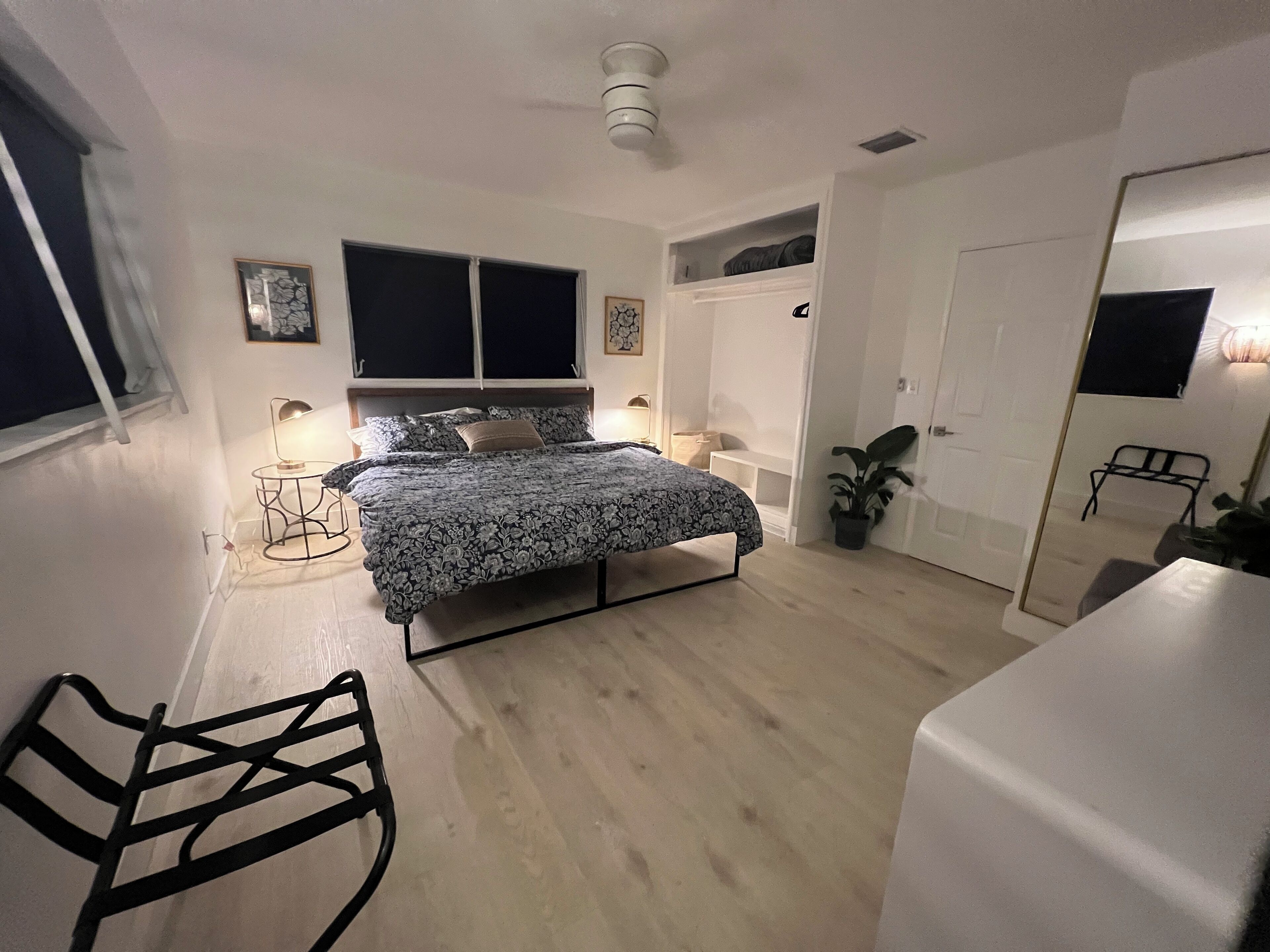 3 chambres, fer et planche à repasser, lit parapluie, Wi-Fi gratuit