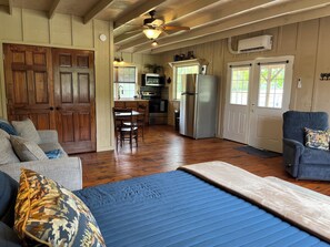 1 chambre, fer et planche à repasser, Wi-Fi, draps fournis