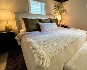 4 bedrooms, iron/ironing board, travel cot, free WiFi