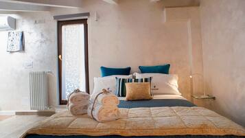 Quadrupla Junior, balcone, vista città | Wi-Fi gratuito