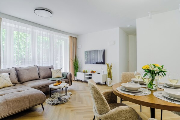 Appartement Confort, vue ville | Coin séjour