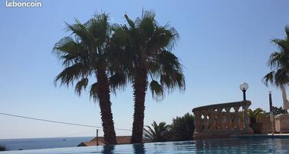Mazet Saint Aygulf Front de Mer - Piscine - Clim - Max 2 Adultes
