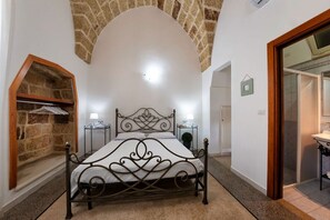 1 soverom, strykejern/-brett, wi-fi og sengetøy