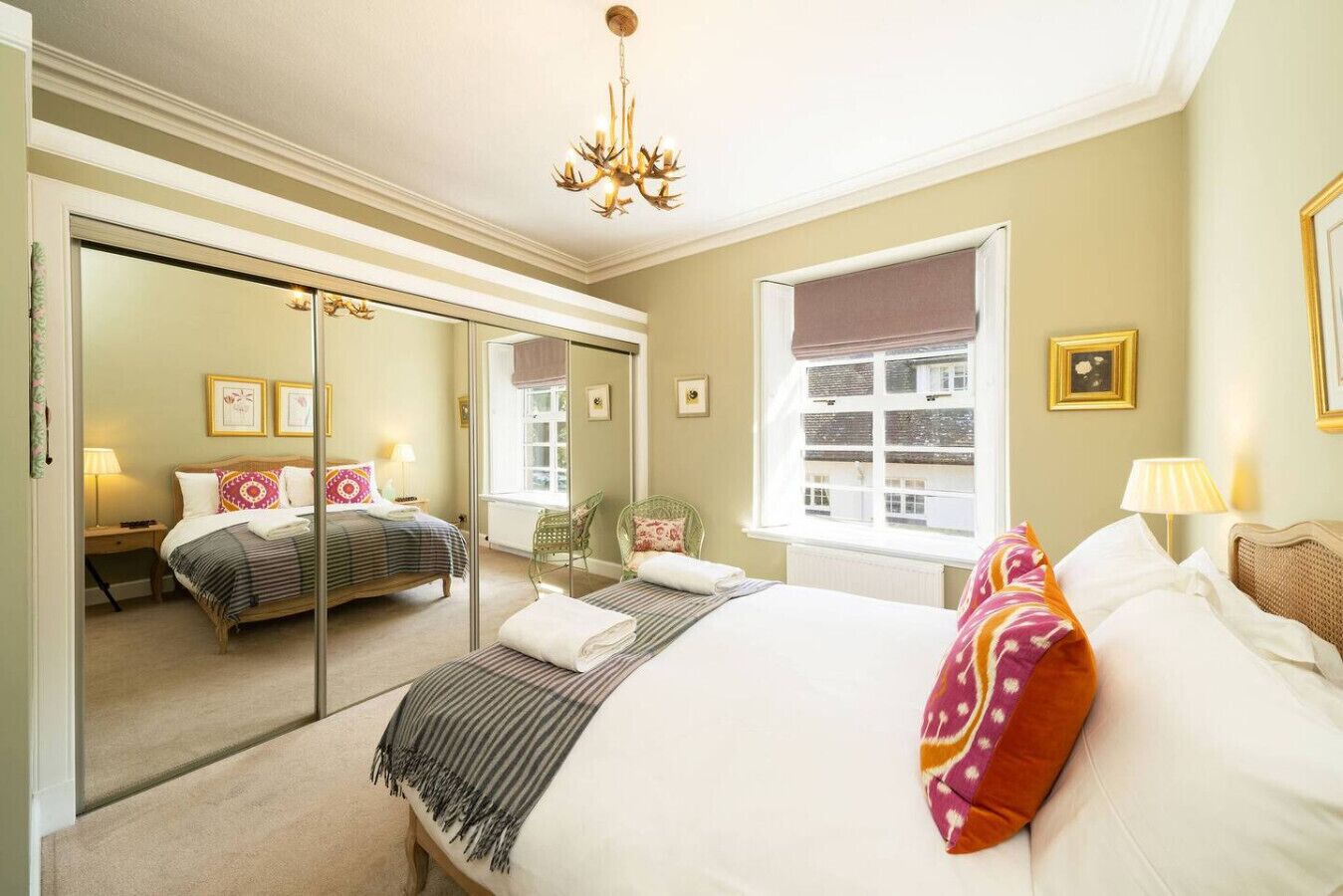 Iron/ironing board, travel crib, free WiFi, bed sheets