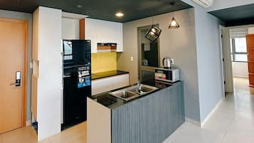 Apartamento familiar, vistas a la ciudad | Cocina privada