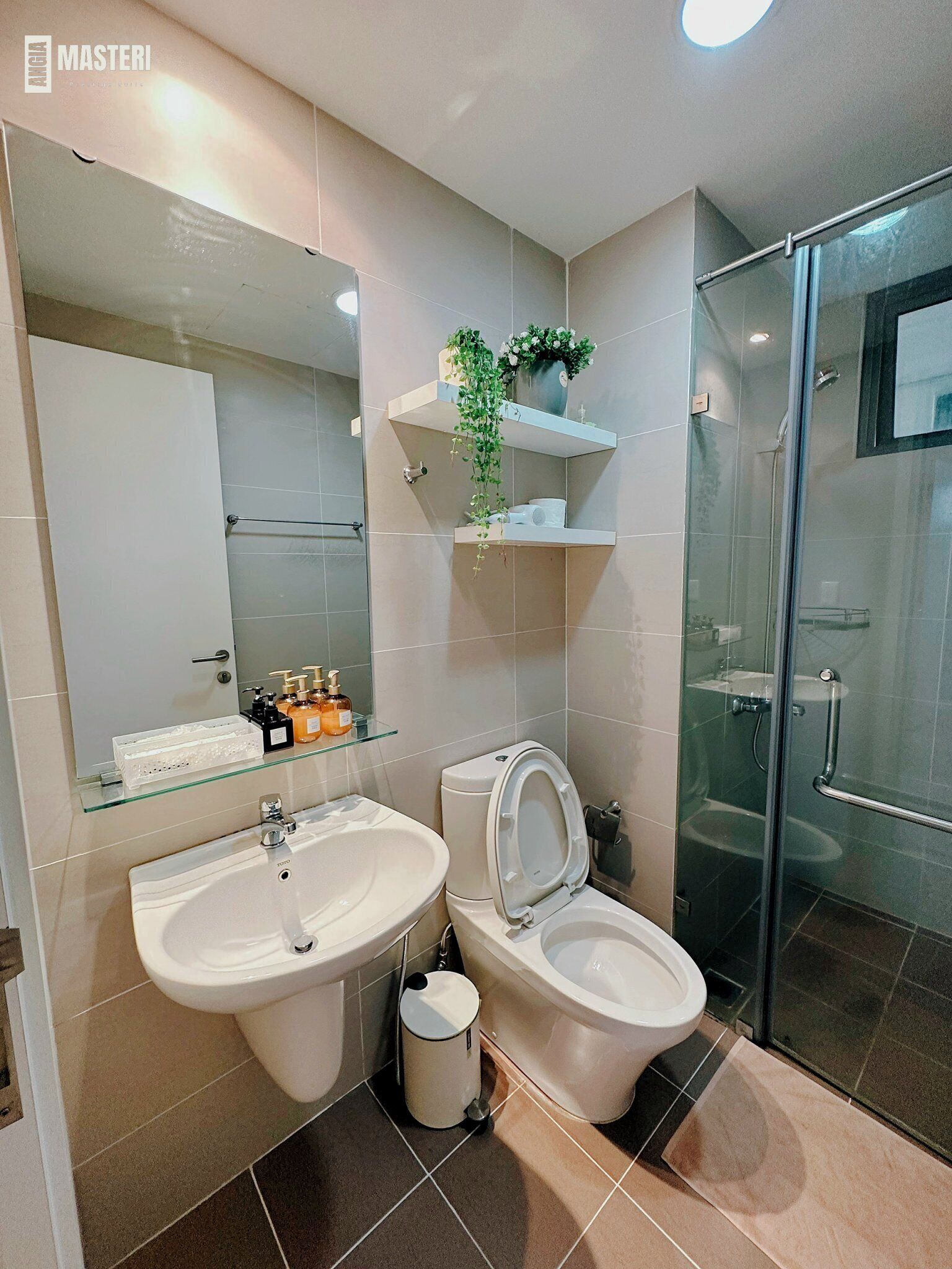 Family Apartment, City View | Bathroom