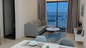 Comfort Apartment, City View | Private kitchen