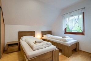 3 Schlafzimmer, kostenloses WLAN, Bettwäsche